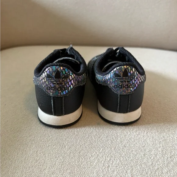 Adidas Samoa Sneakers - Picture 4 of 7